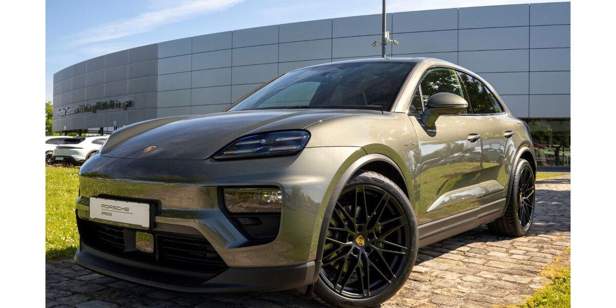 Porsche Macan 2.200 km 96.990 &euro; Nürnberg 90425