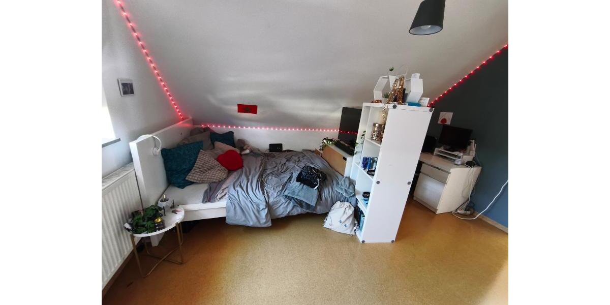 Zimmer im Spitzboden Bild 2