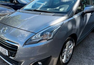 Peugeot 5008 94.000 km 12.980 &euro; Fürth 90763