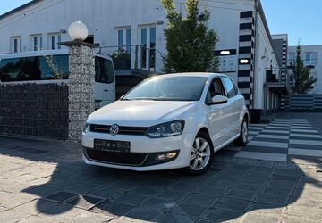 VW Polo 196.000 km 3.289 &euro; Nürnberg 90431