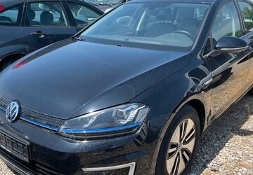 VW Golf 25.800 km 13.000 &euro; Nürnberg 90427