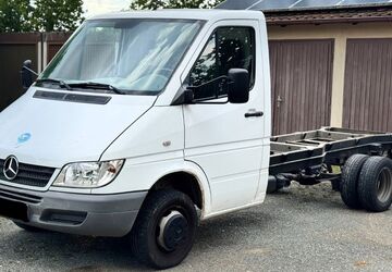 Mercedes-Benz Sprinter 150.000 km 4.990 &euro; Stein 90547