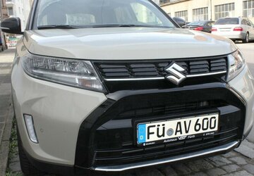Suzuki Vitara 1.4 Mild-Hybrid Comfort+ 4x2 Autom. 8.500 km 26.990 &euro; Fürth 90763