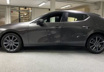 Mazda 3 5.999 km 25.590 &euro; Fürth 90763