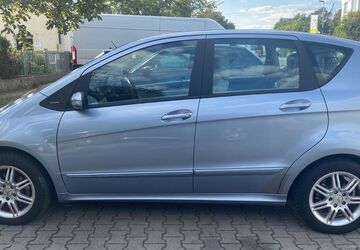 Mercedes-Benz A 170 51.217 km 4.950 &euro; Wendelstein 90530