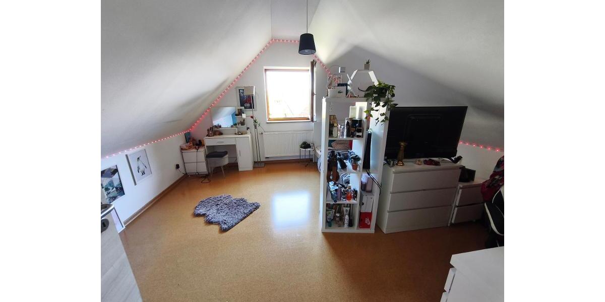 Zimmer im Spitzboden Bild 1