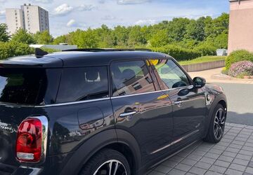 Mini Cooper Countryman 121.585 km 16.499 &euro; Lauf an der Pegnitz 91207