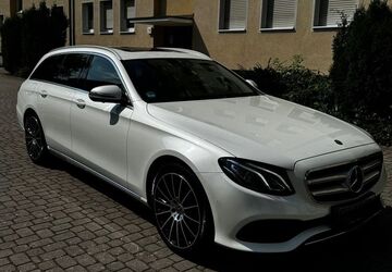 Mercedes-Benz E 220 242.000 km 18.900 &euro; Fürth 90766