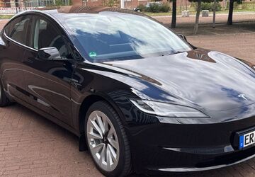Tesla Model 3 35.800 km 41.300 &euro; Erlangen 91054