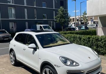 Porsche Cayenne 189.000 km 22.900 &euro; Fürth 90766